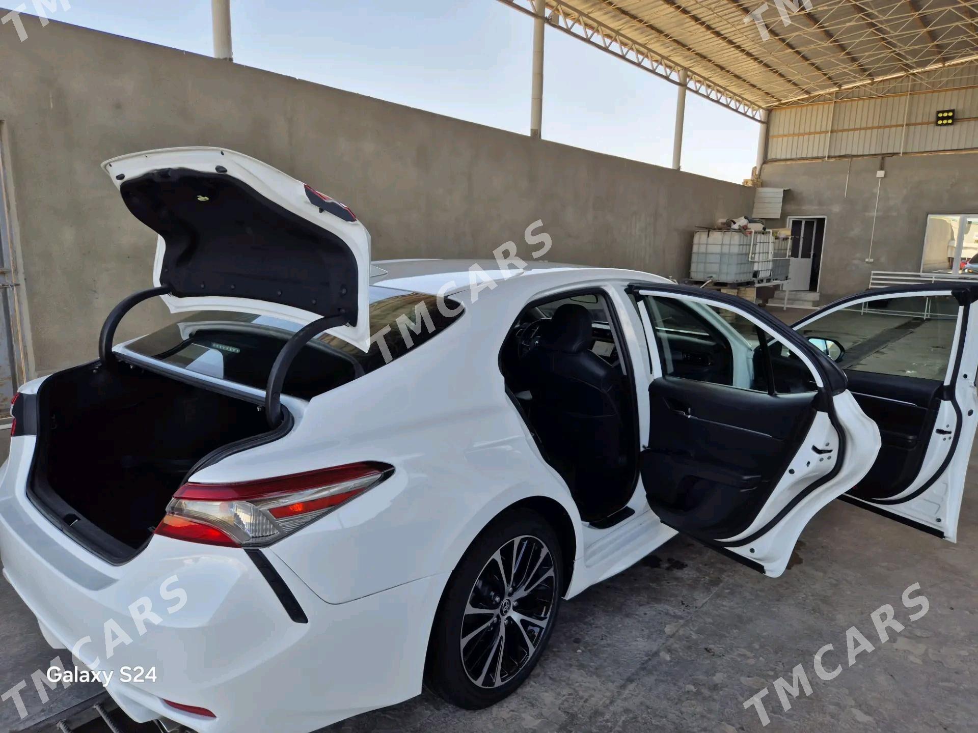 Toyota Camry 2020 - 280 000 TMT - Керки - img 8
