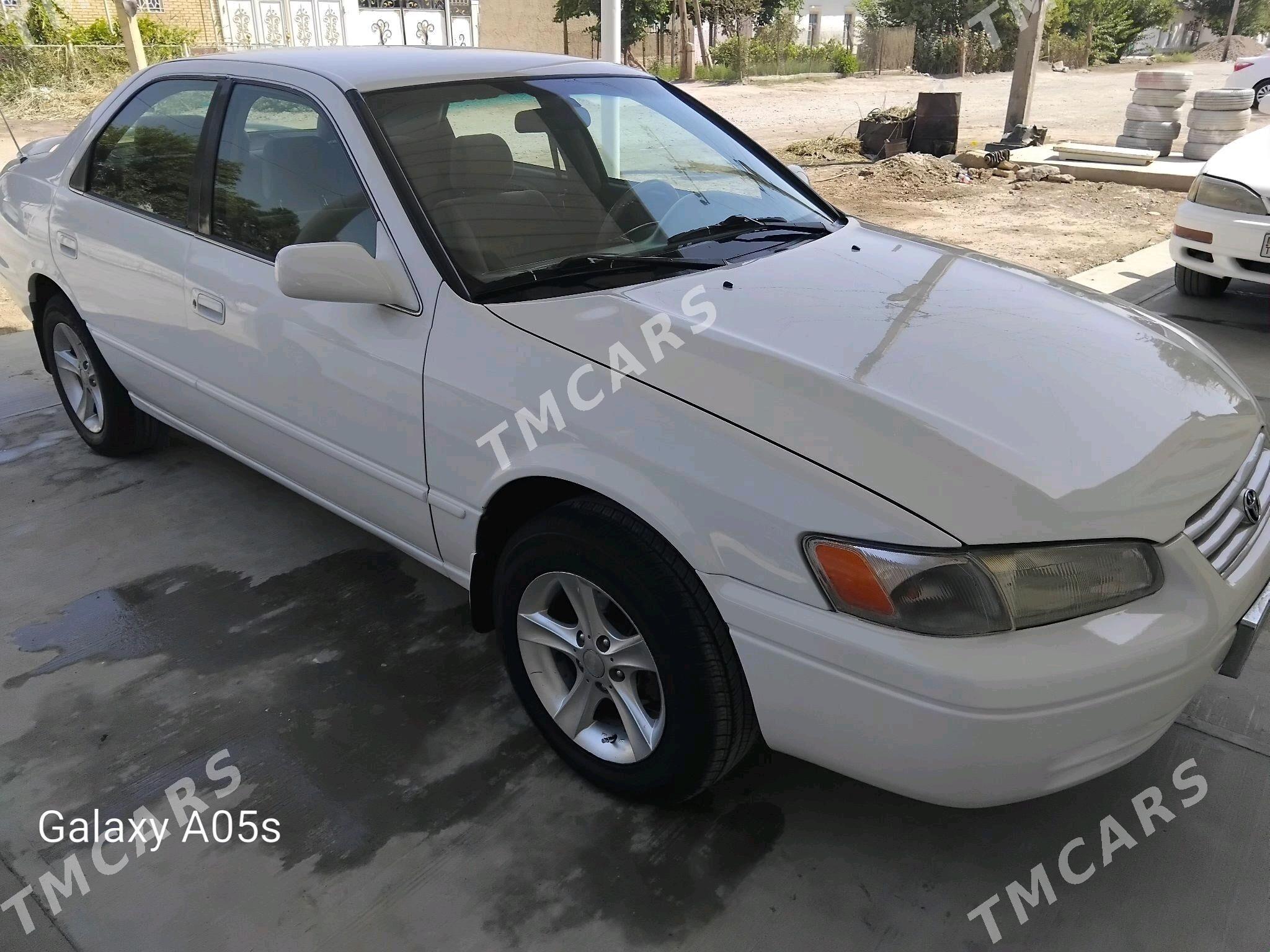 Toyota Camry 1998 - 113 000 TMT - Теджен - img 2
