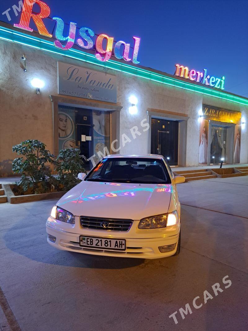 Toyota Camry 2000 - 113 000 TMT - Теджен - img 4