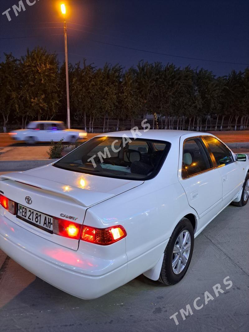 Toyota Camry 2000 - 113 000 TMT - Теджен - img 3