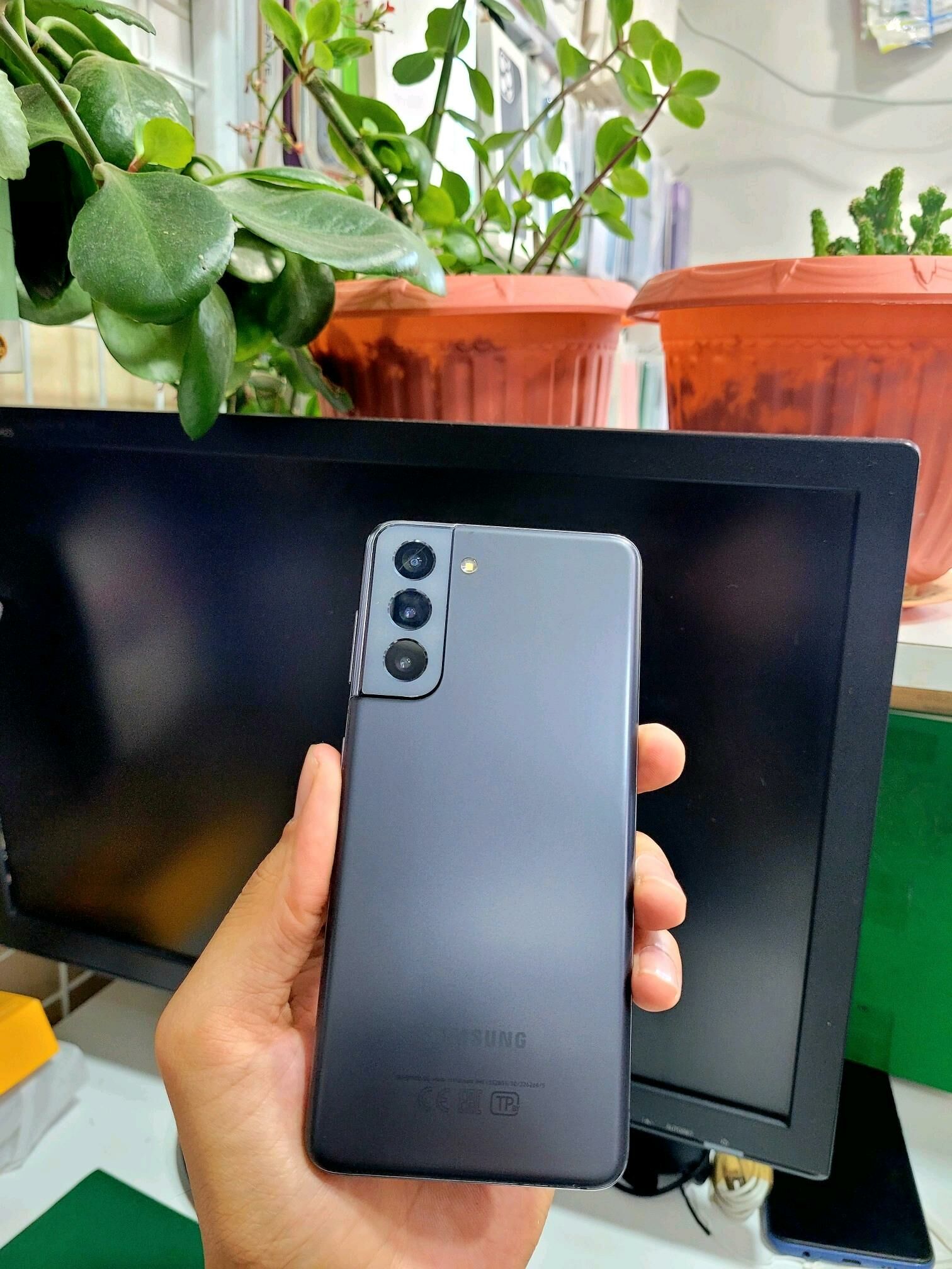 Samsung  S21 - Туркменбаши - img 2