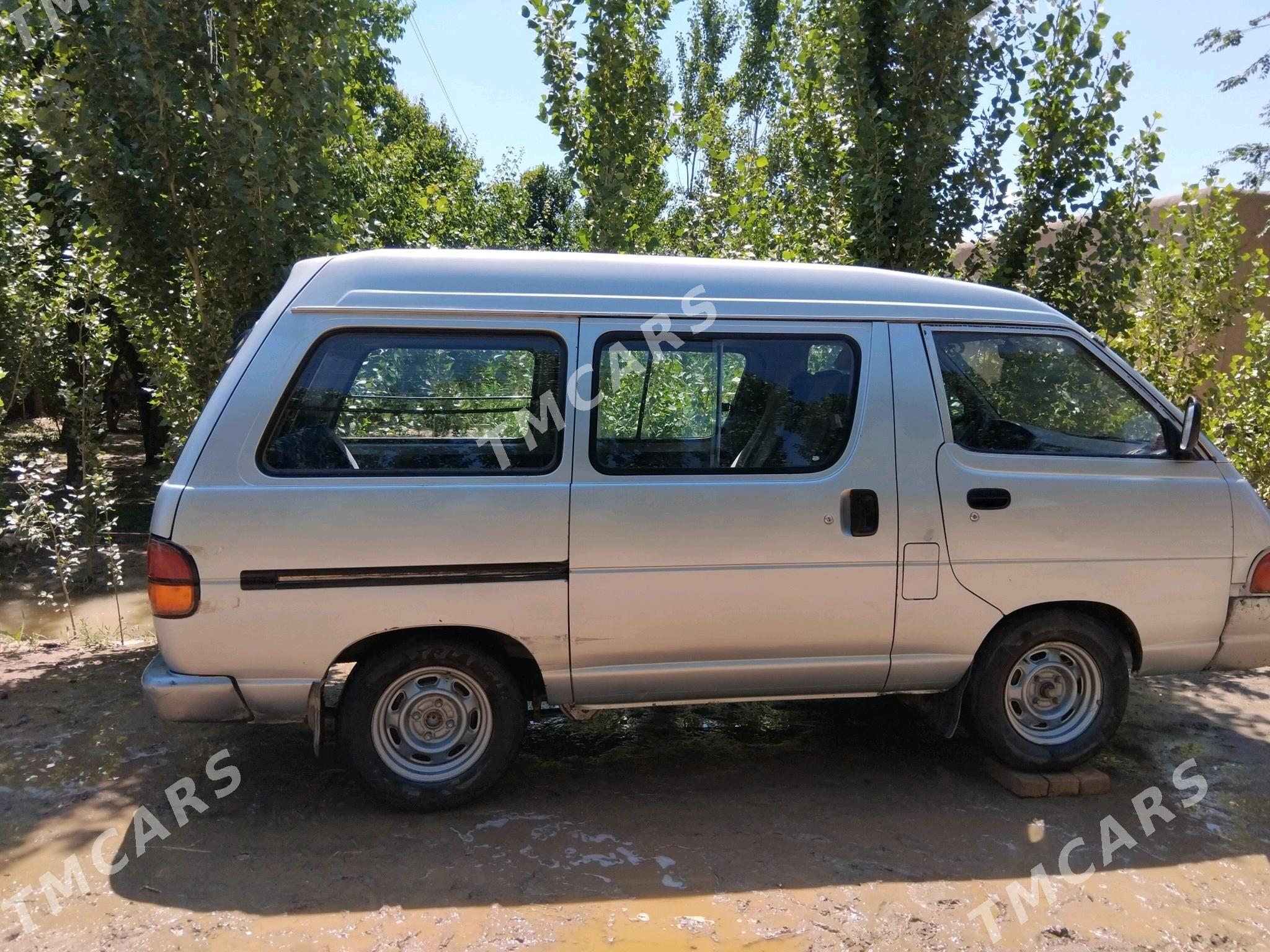 Toyota Town Ace 1993 - 35 000 TMT - Akdepe - img 4