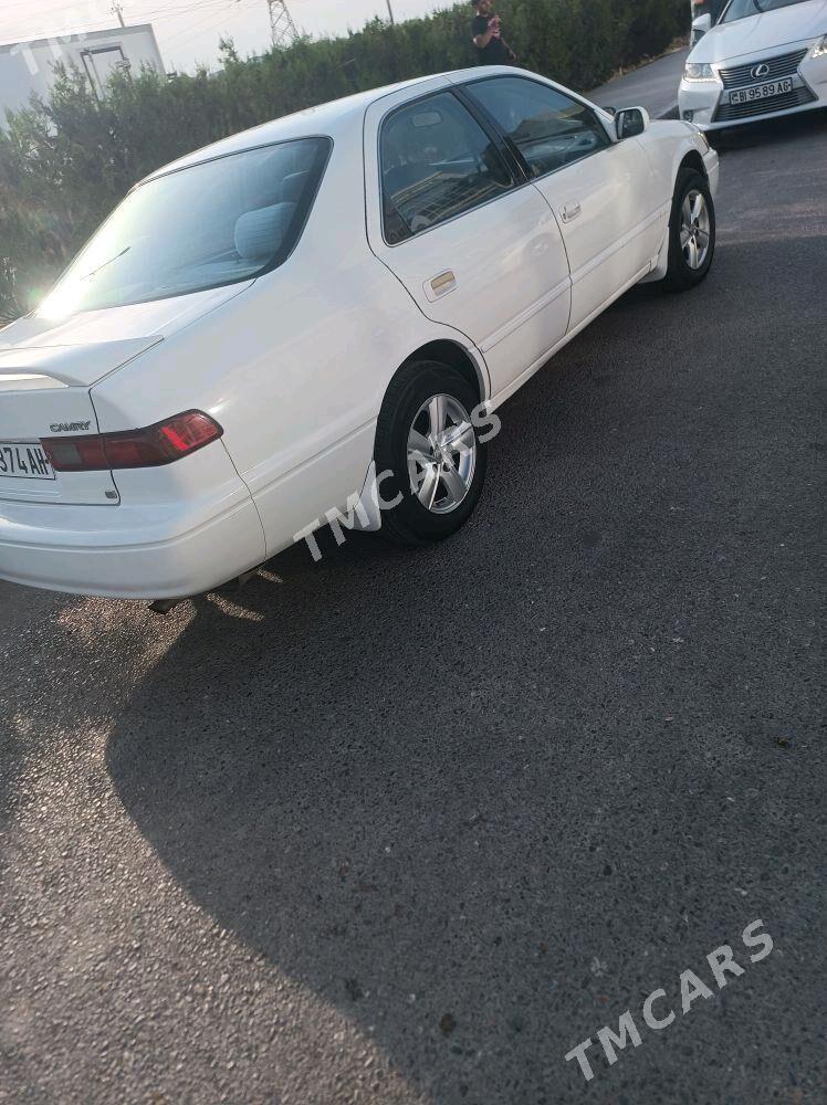 Toyota Camry 1997 - 100 000 TMT - Бабадайхан - img 3
