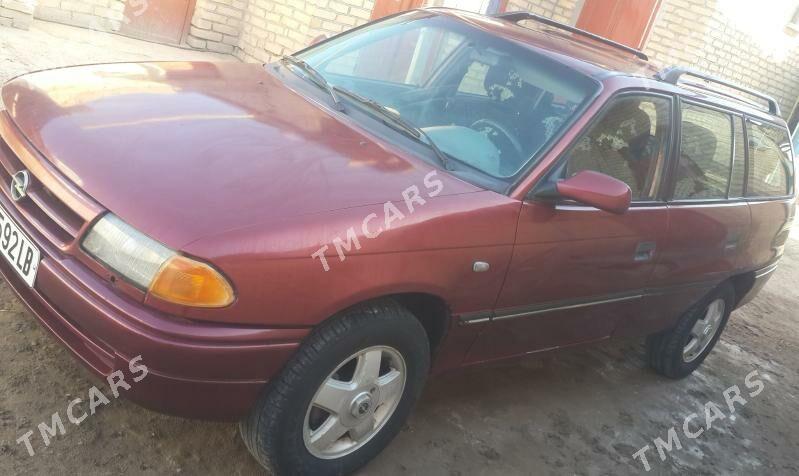 Opel Astra 1994 - 33 000 TMT - Sakar - img 7