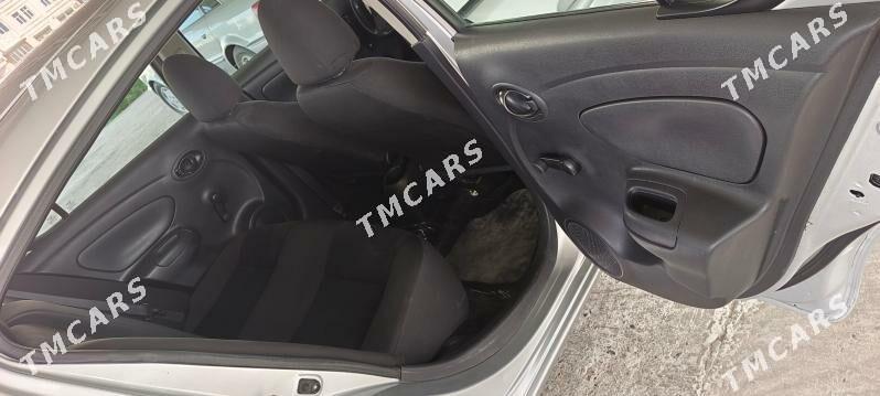 Nissan Versa 2017 - 130 000 TMT - Türkmenabat - img 2