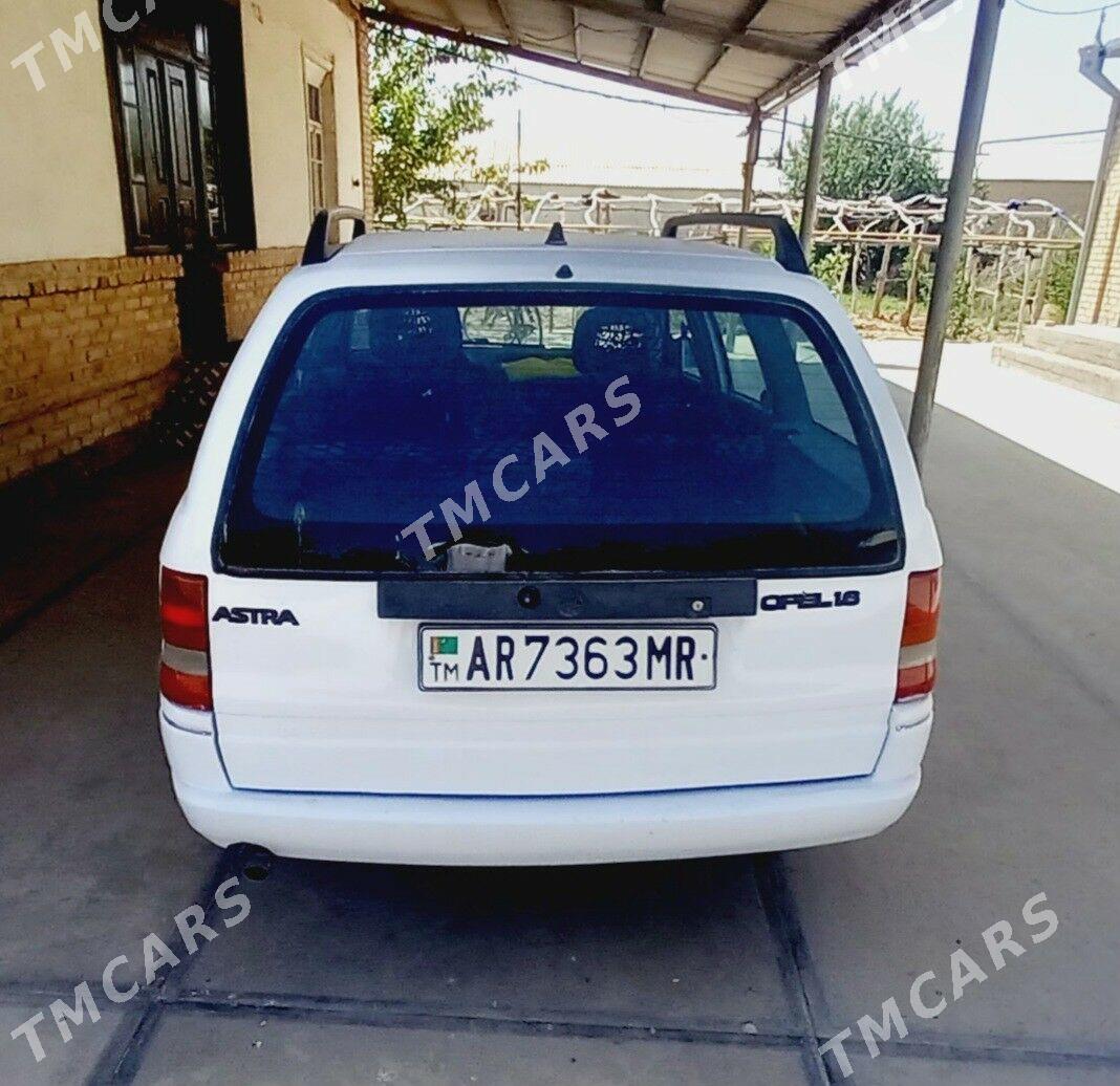Opel Astra 1992 - 28 000 TMT - Mary - img 2