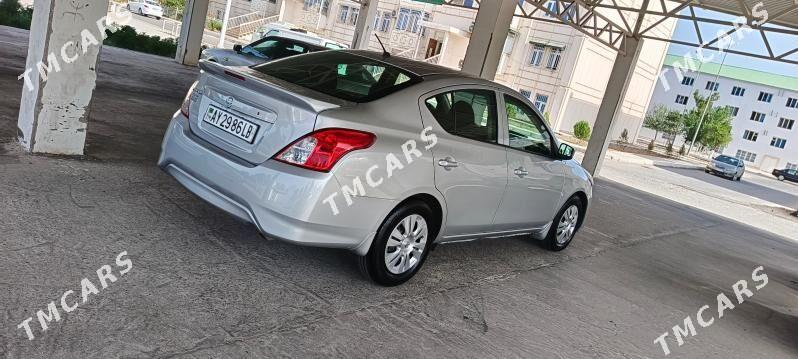 Nissan Versa 2017 - 130 000 TMT - Türkmenabat - img 4
