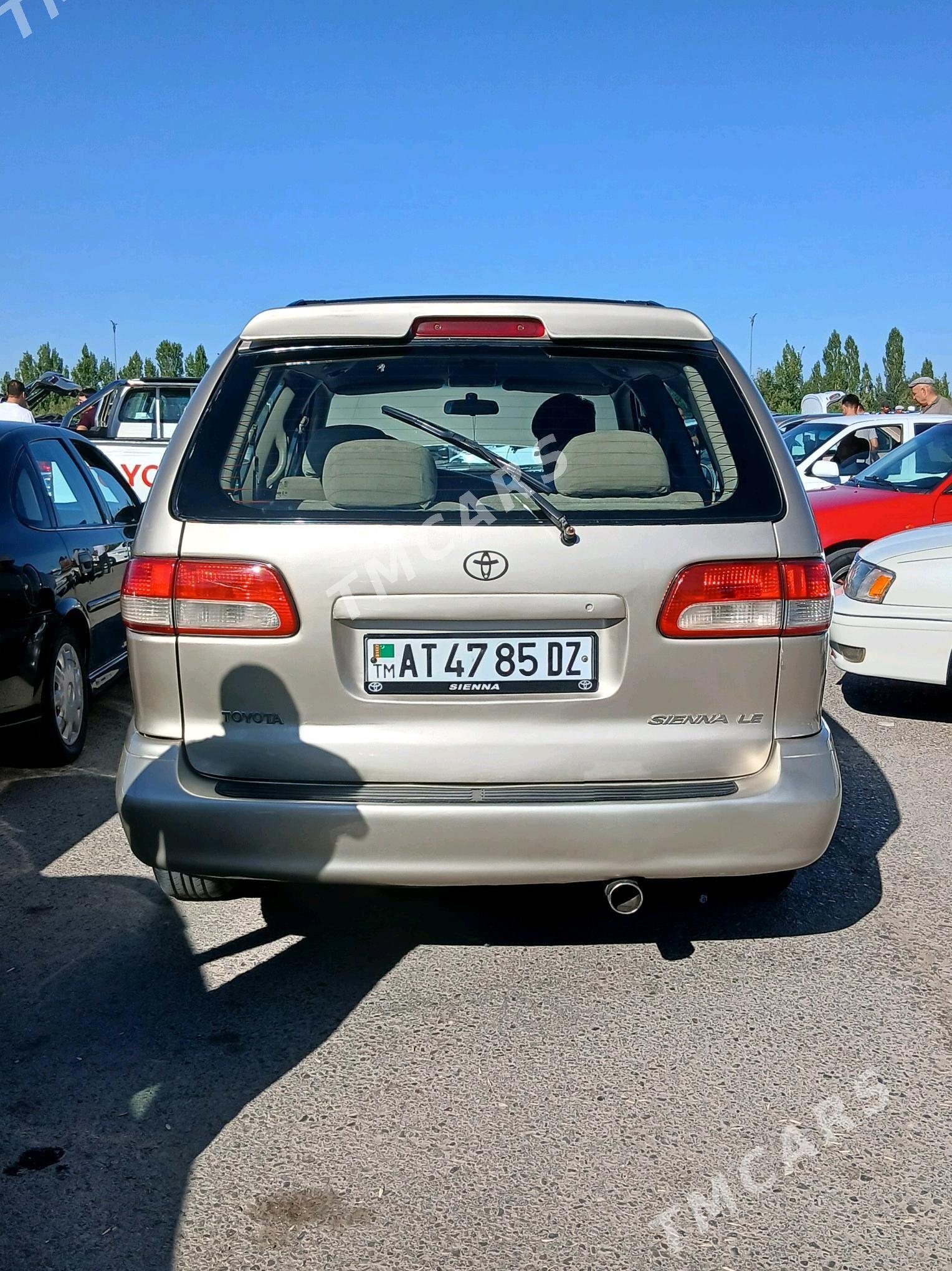 Toyota Sienna 2002 - 145 000 TMT - Дашогуз - img 4
