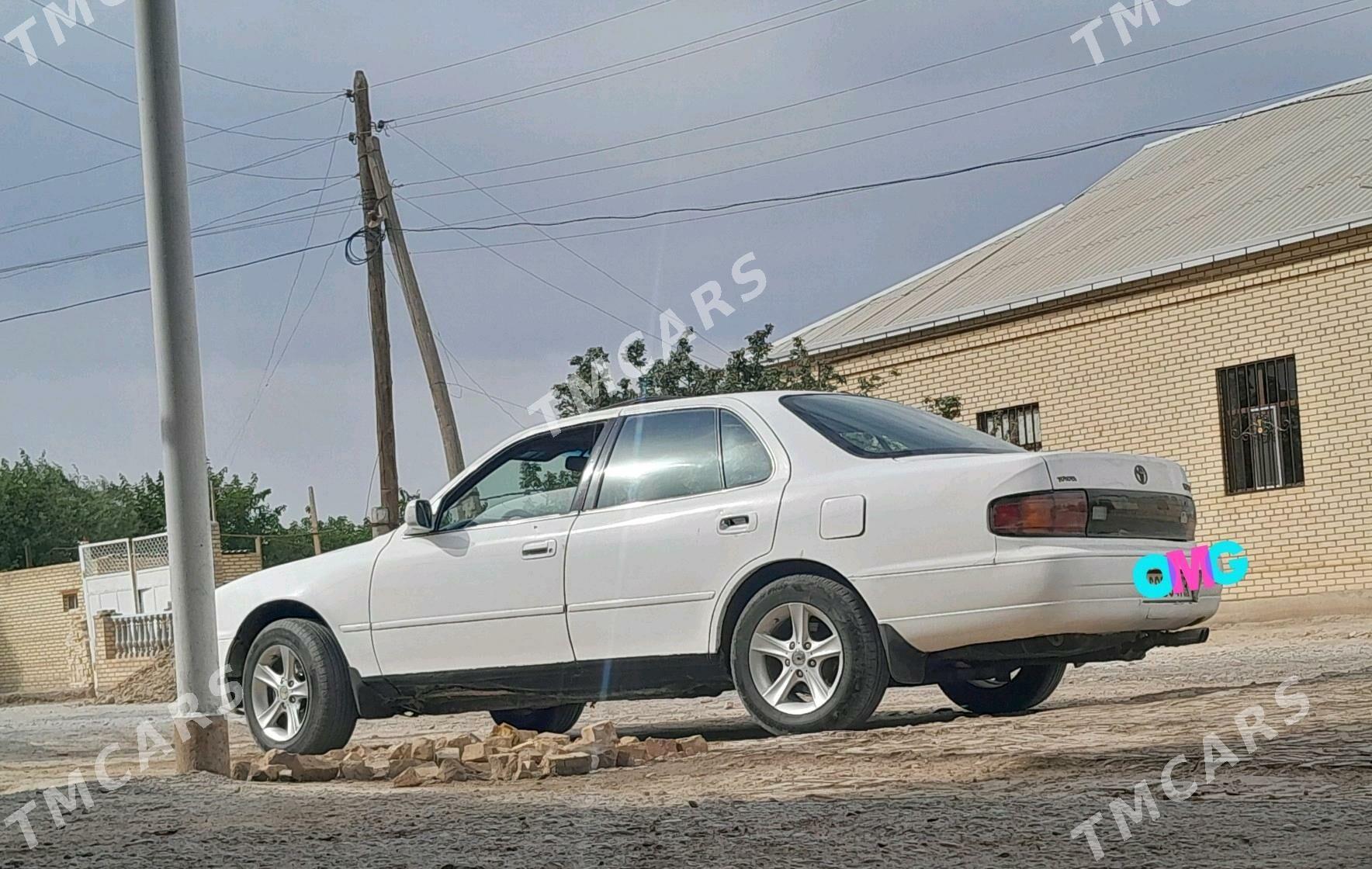 Toyota Camry 1993 - 70 000 TMT - Murgap - img 5