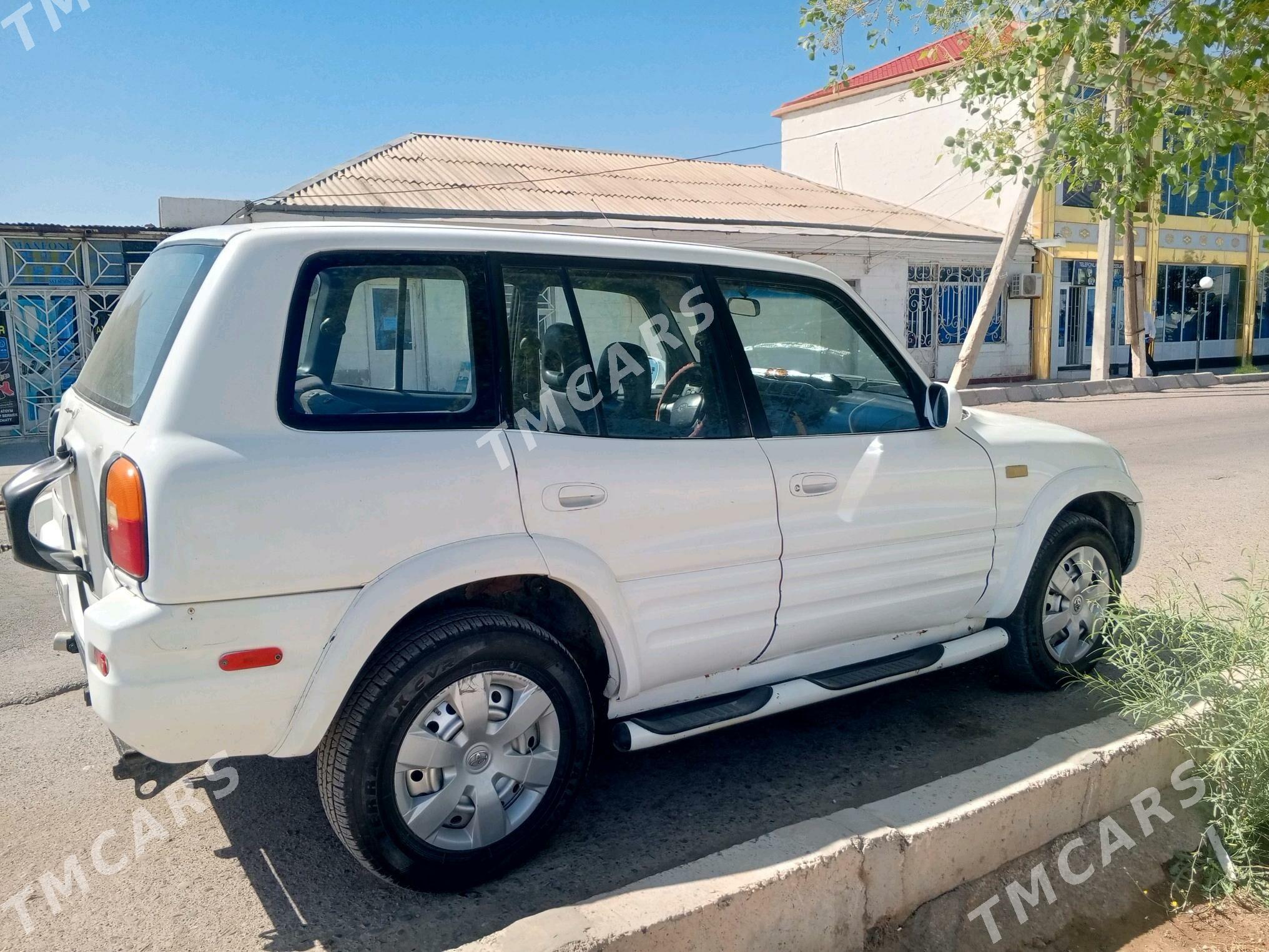 Toyota RAV4 1997 - 60 000 TMT - Ýolöten - img 2