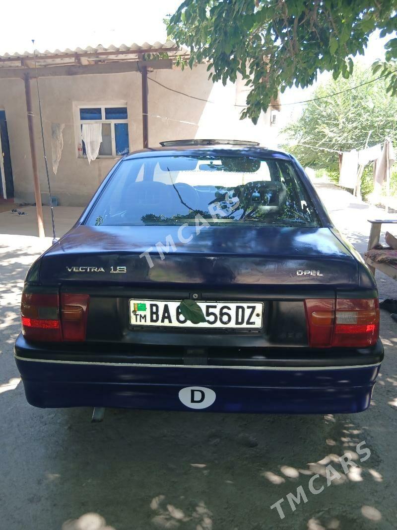 Opel Vectra 1992 - 32 000 TMT - Губадаг - img 4