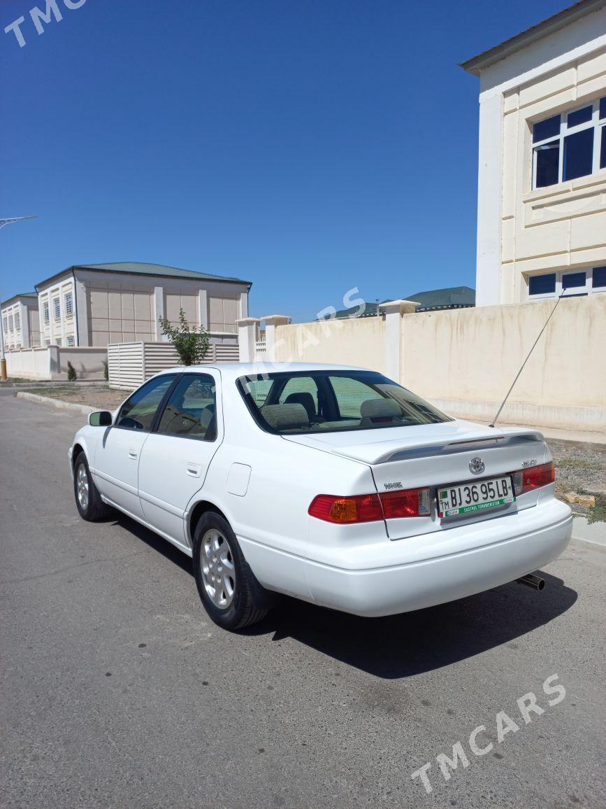 Toyota Camry 2001 - 150 000 TMT - Саят - img 2
