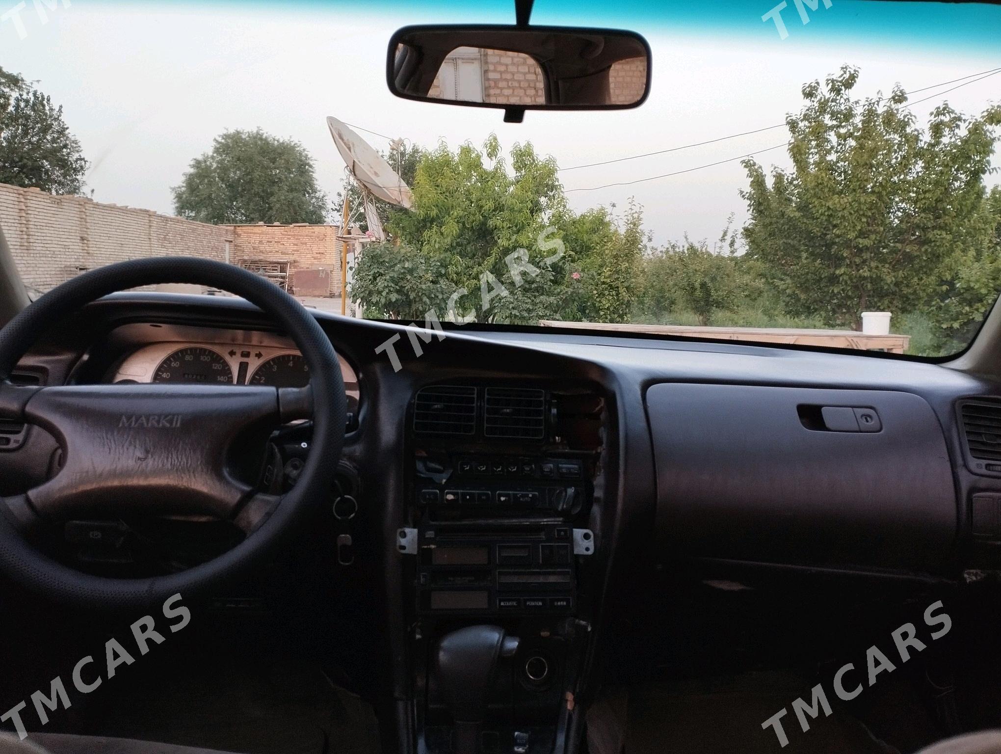 Toyota Mark II 1992 - 24 000 TMT - Baýramaly - img 4