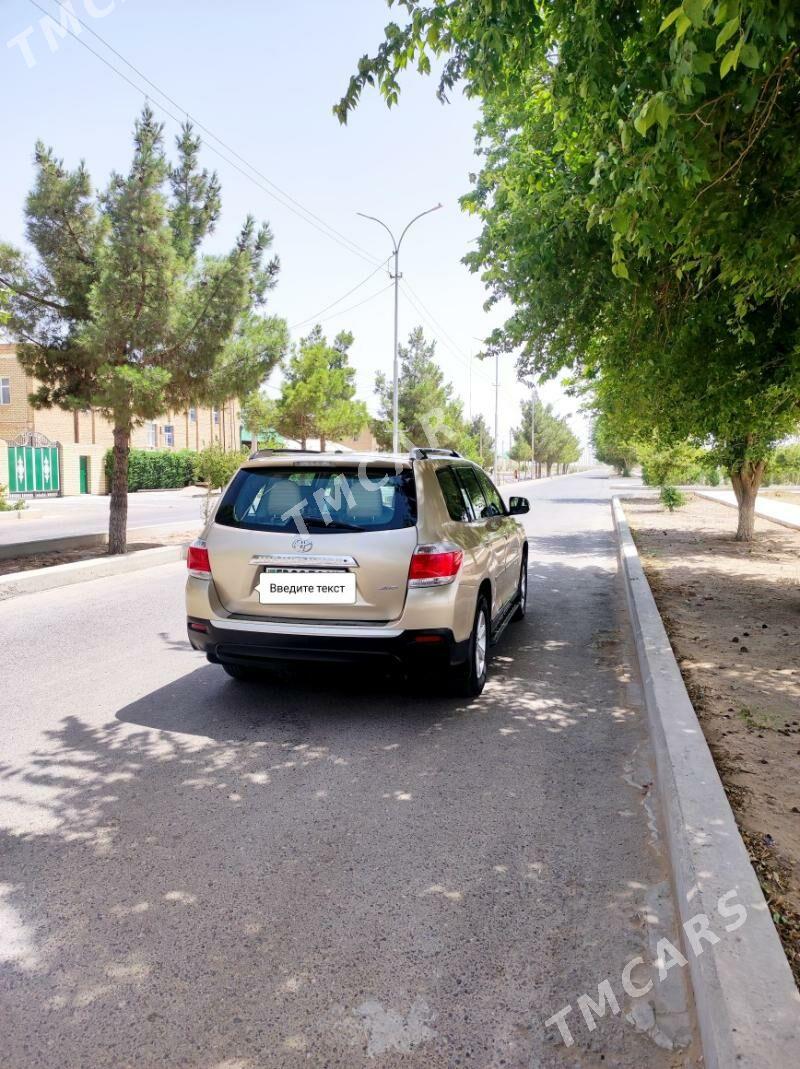 Toyota Highlander 2011 - 279 000 TMT - Сакарчага - img 6