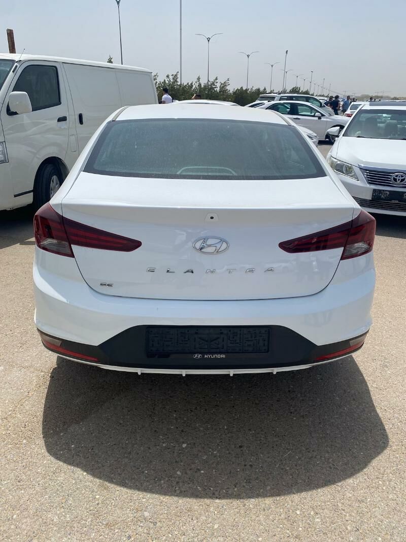 Hyundai Elantra 2020 - 235 000 TMT - Aşgabat - img 2