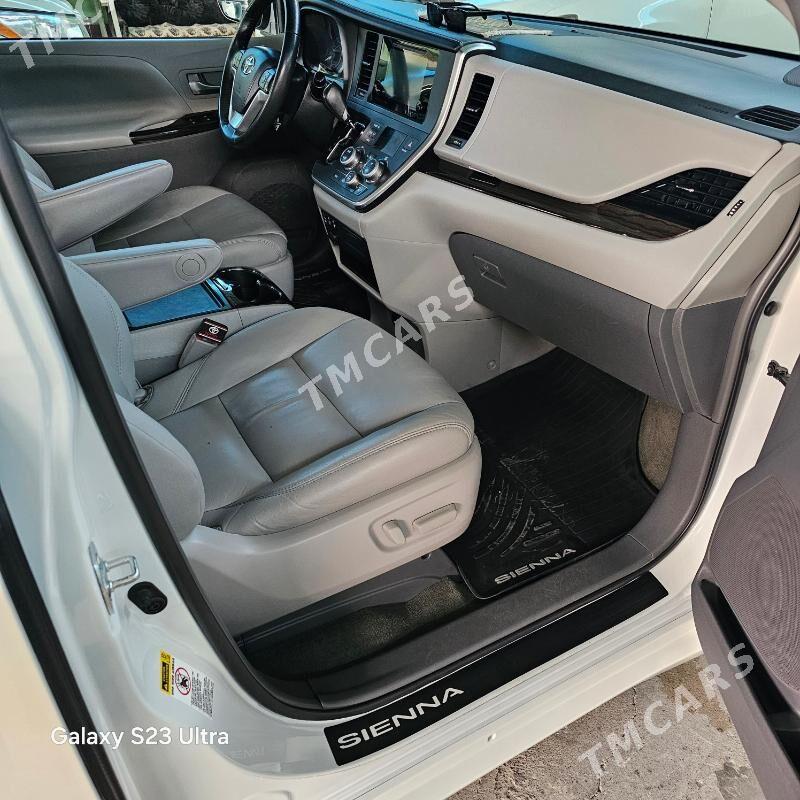 Toyota Sienna 2017 - 425 000 TMT - Hitrowka - img 4