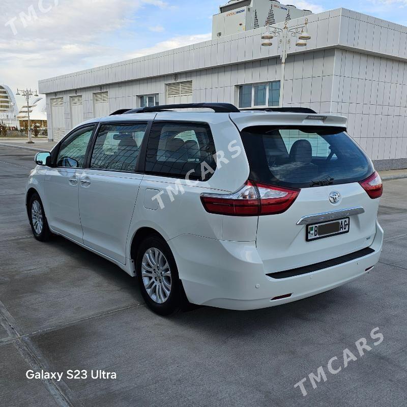 Toyota Sienna 2017 - 425 000 TMT - Hitrowka - img 3