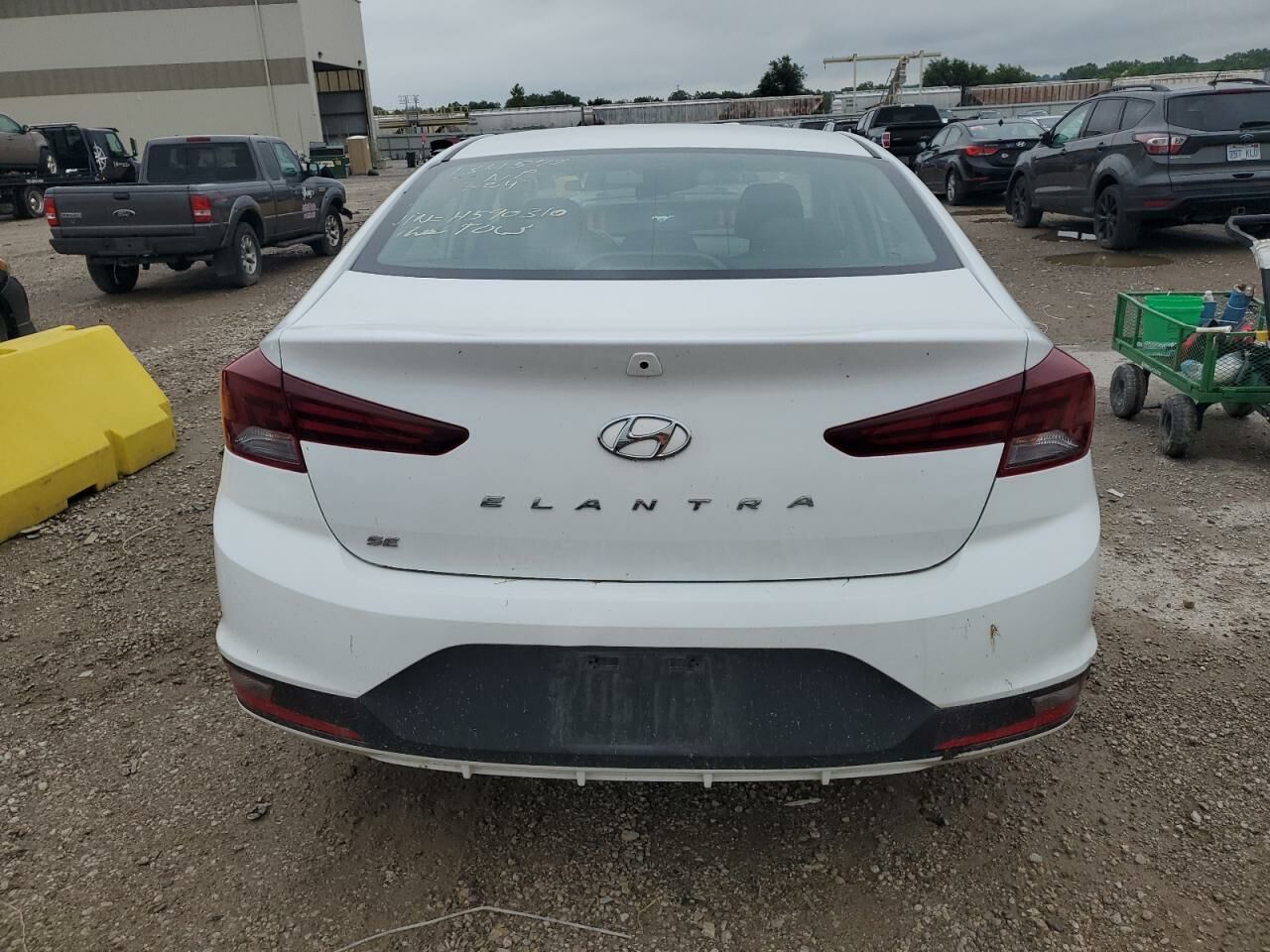 Hyundai Elantra 2020 - 235 000 TMT - Aşgabat - img 9