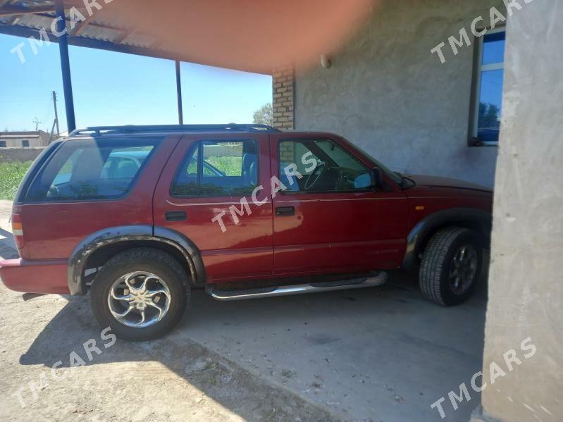 Chevrolet Blazer 1998 - 50 000 TMT - Boldumsaz - img 2