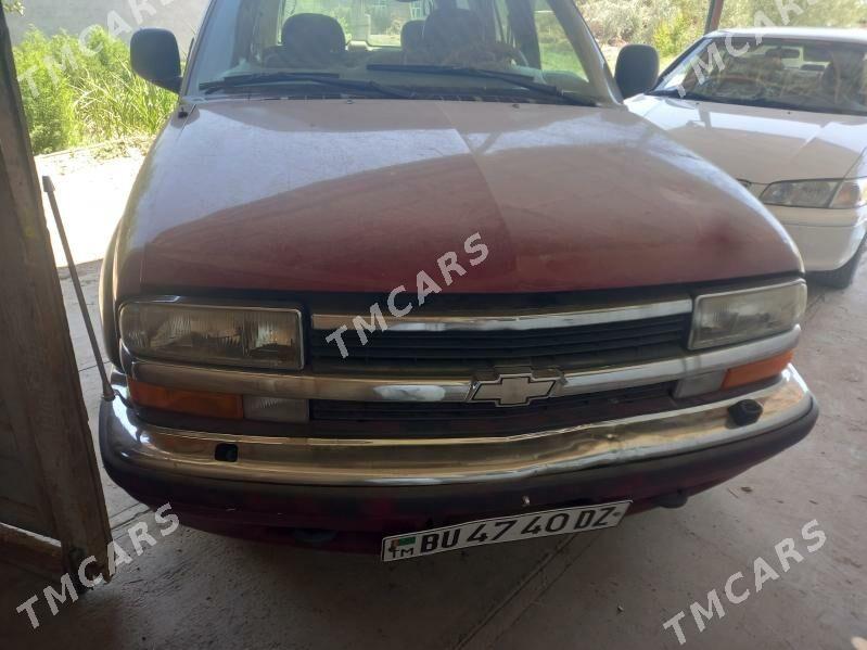 Chevrolet Blazer 1998 - 50 000 TMT - Boldumsaz - img 3