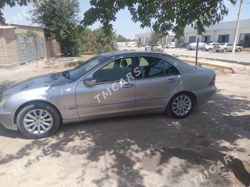 Mercedes-Benz C250 2003 - 70 000 TMT - Tejen - img 5