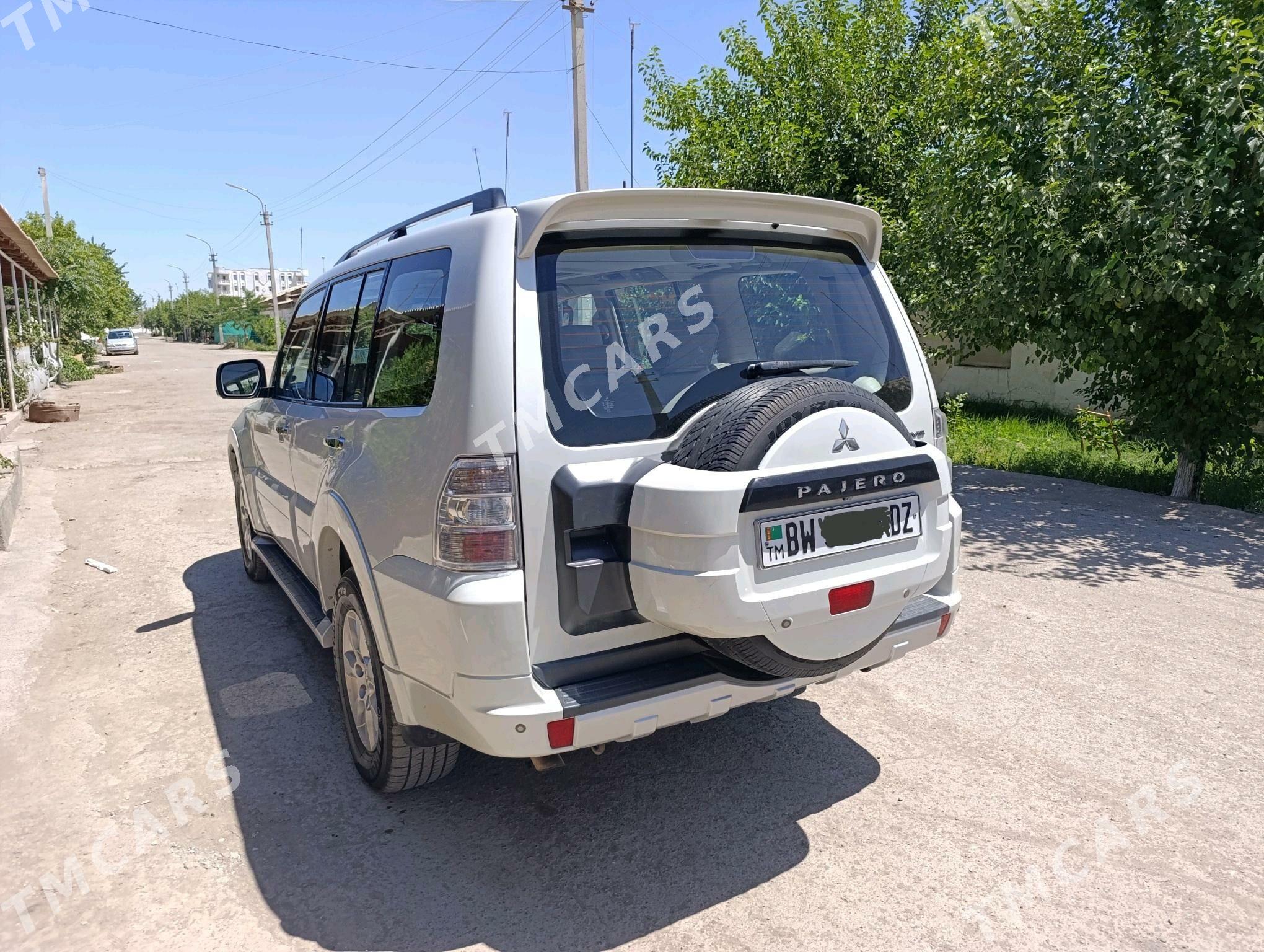 Mitsubishi Pajero 2013 - 240 000 TMT - Дашогуз - img 5