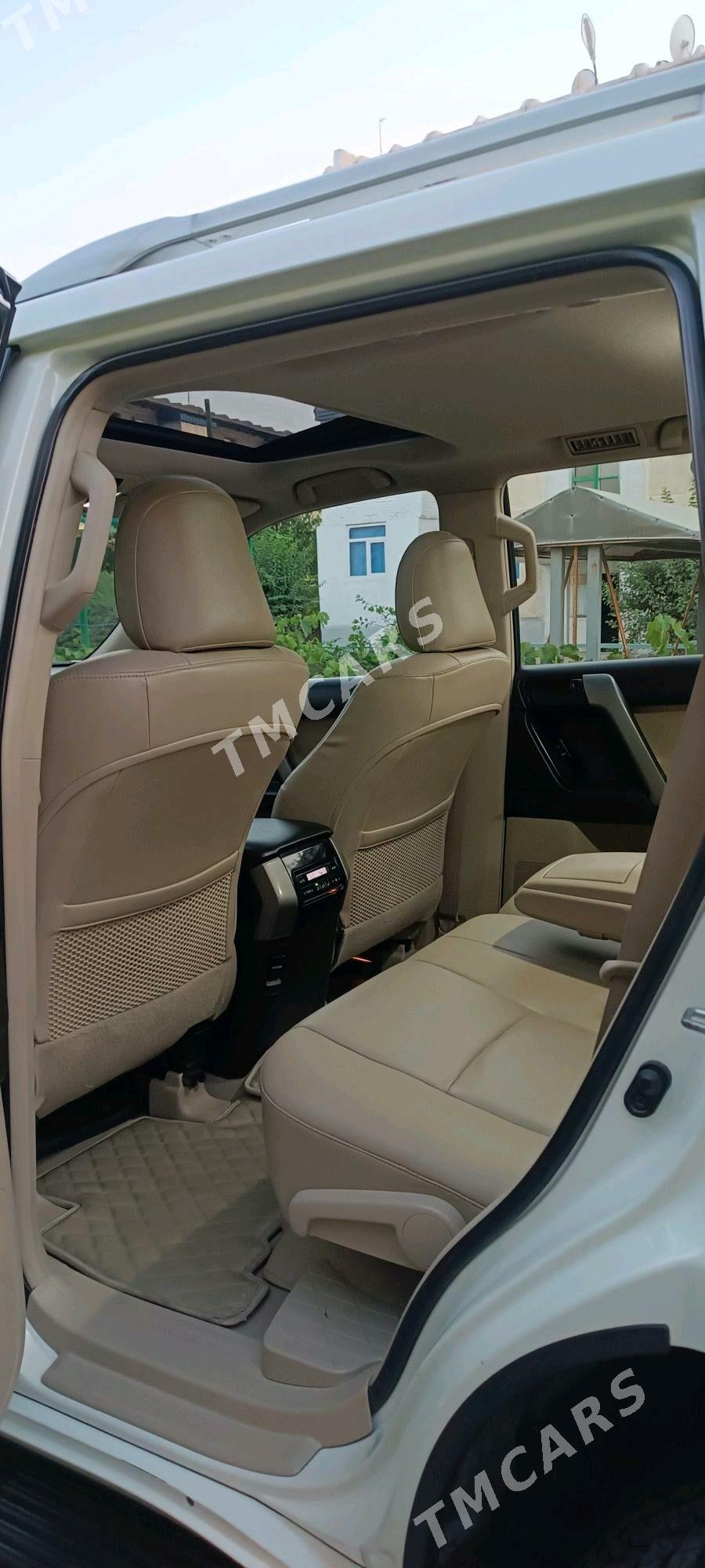 Toyota Land Cruiser Prado 2013 - 542 000 TMT - Türkmenabat - img 5