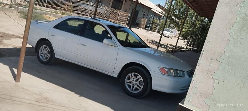 Toyota Camry 2001 - 125 000 TMT - Дашогуз - img 6
