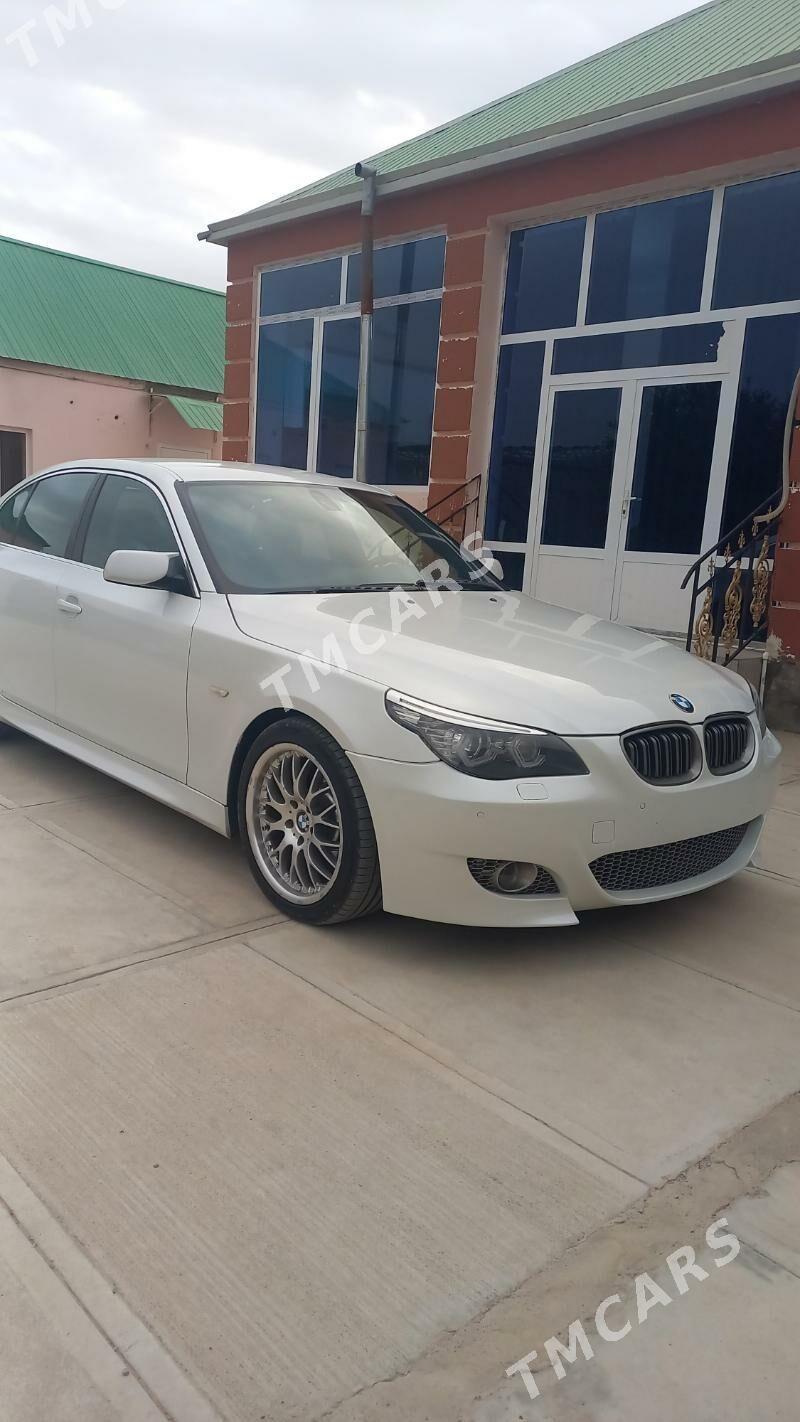BMW E60 2007 - 190 000 TMT - Kaka - img 4