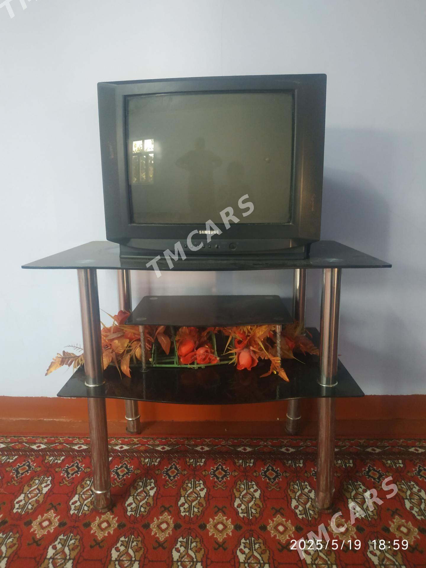 Telewizor - Кёнеургенч - img 2