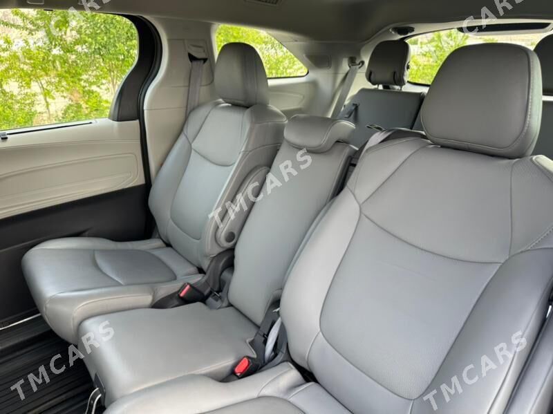 Toyota Sienna 2021 - 530 000 TMT - Туркменбаши - img 7