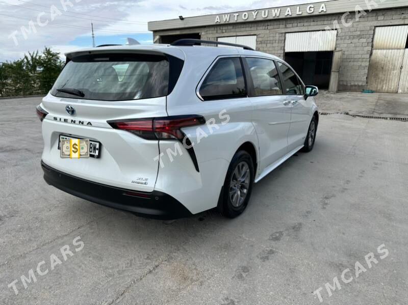 Toyota Sienna 2021 - 530 000 TMT - Туркменбаши - img 8
