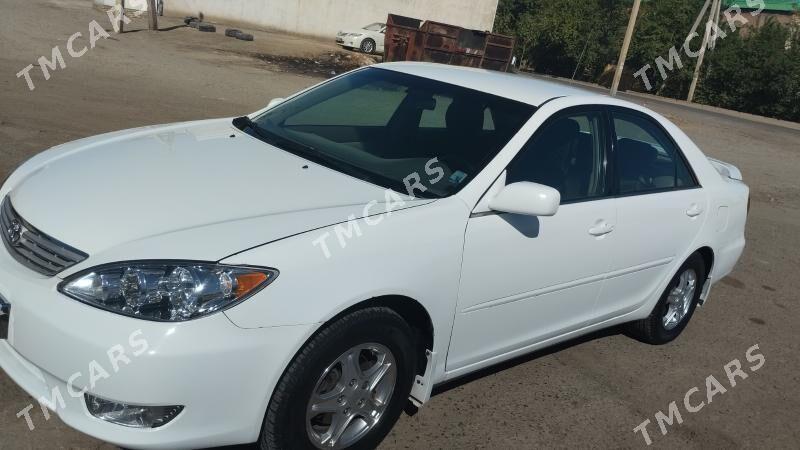 Toyota Camry 2004 - 190 000 TMT - Мары - img 4