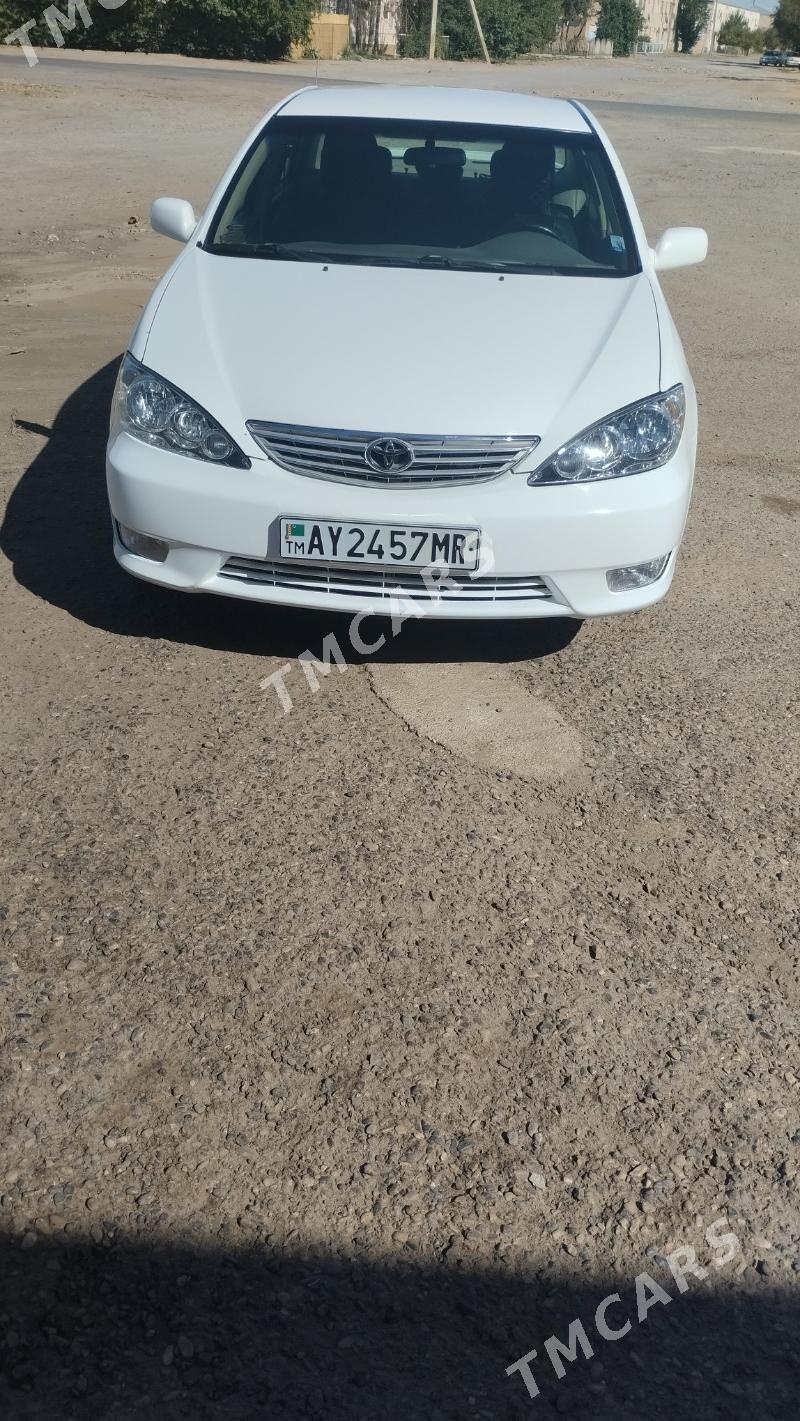 Toyota Camry 2004 - 190 000 TMT - Мары - img 9