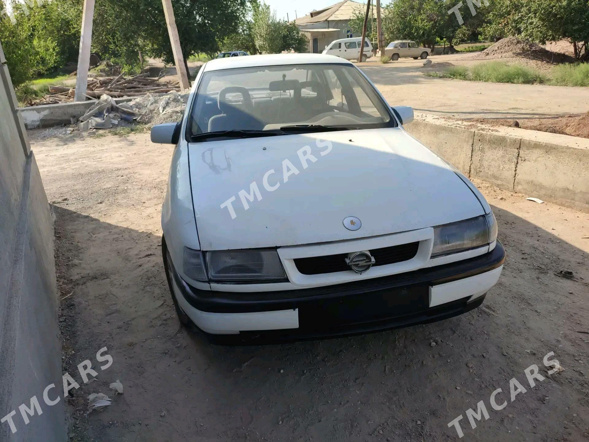 Opel Vectra 1991 - 24 000 TMT - Губадаг - img 4