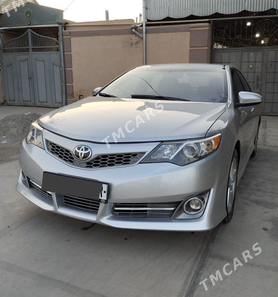 Toyota Camry 2013 - 228 000 TMT - Мары - img 4