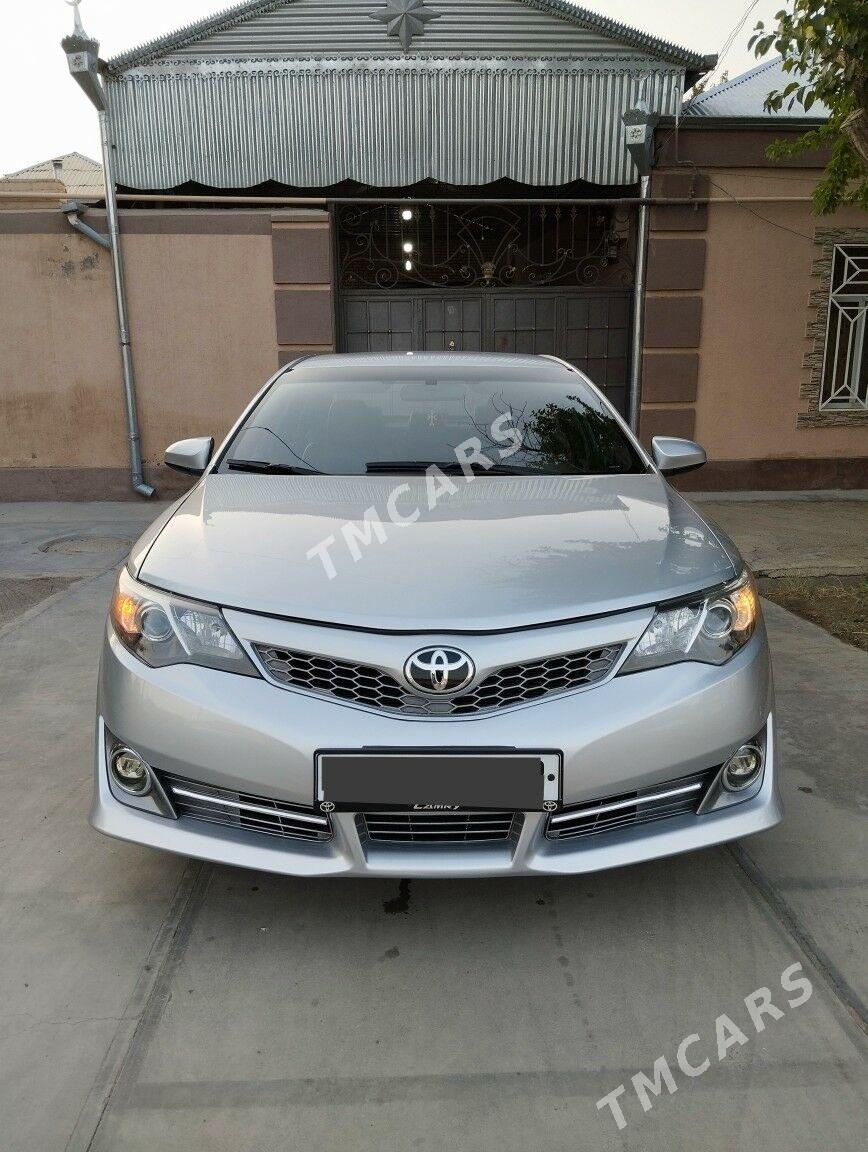 Toyota Camry 2013 - 228 000 TMT - Мары - img 2