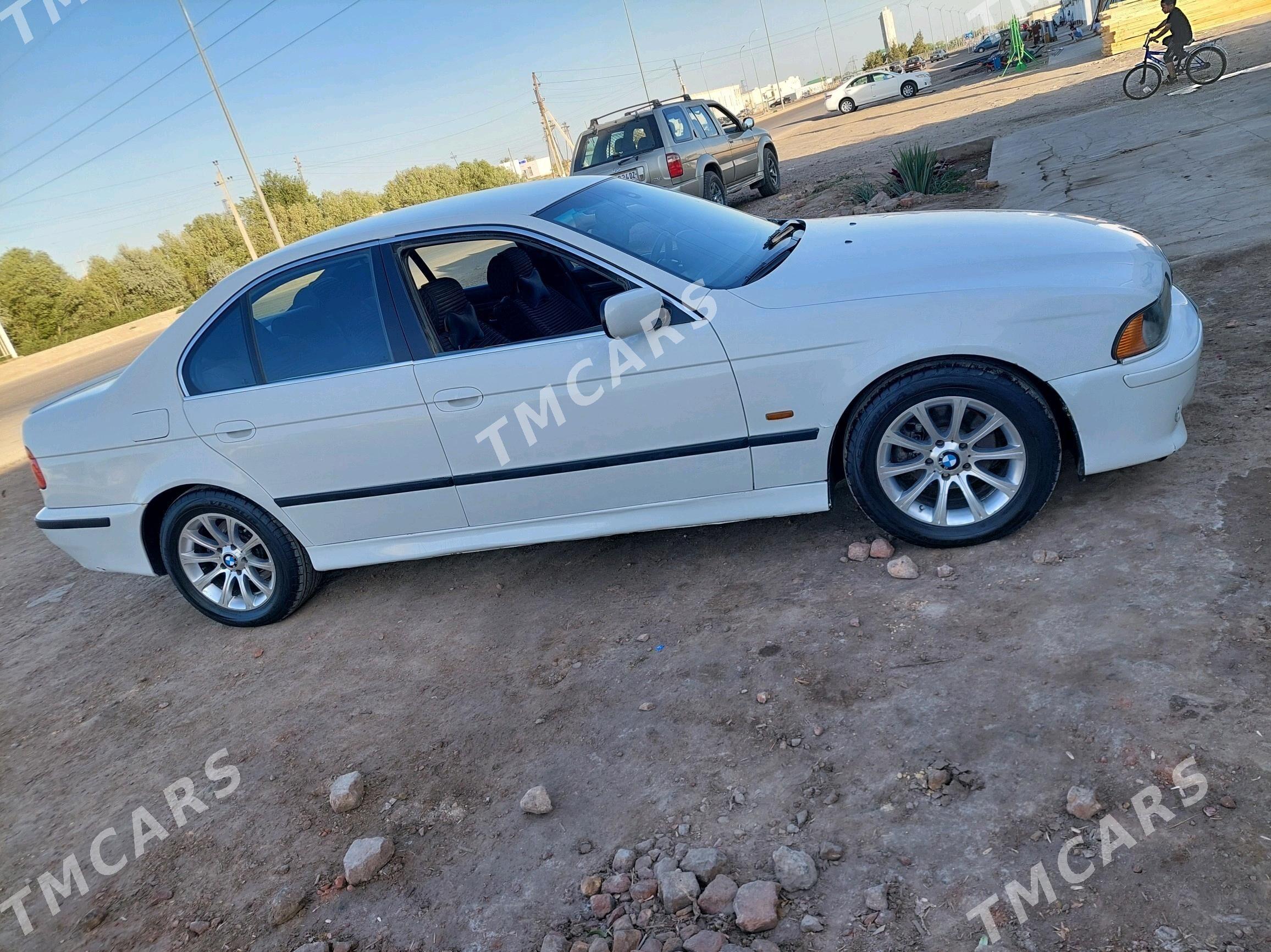 BMW 528 2001 - 80 000 TMT - Болдумсаз - img 2