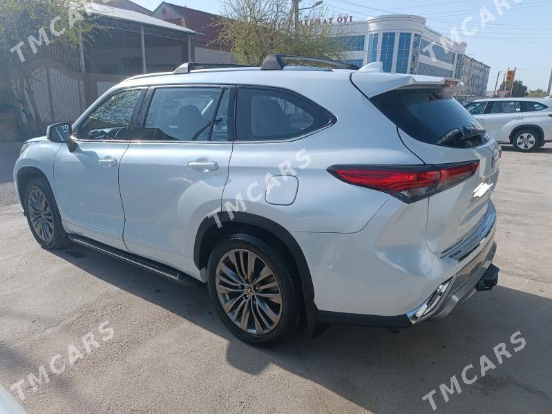 Toyota Highlander 2021 - 590 000 TMT - Мары - img 2