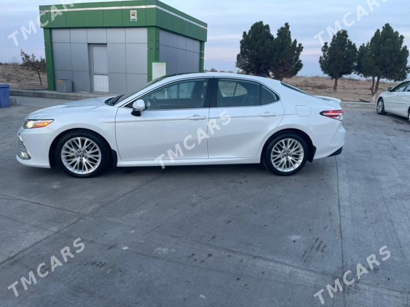Toyota Camry 2019 - 423 000 TMT - Ашхабад - img 2