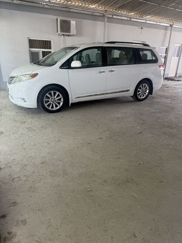 Toyota Sienna 2012 - 285 000 TMT - Bäherden - img 5