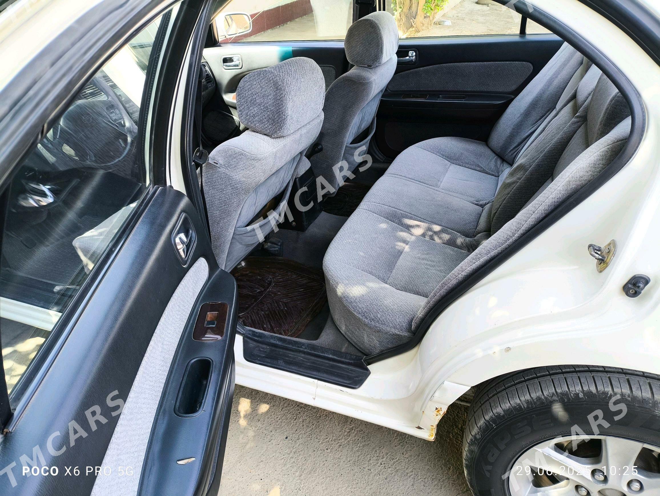 Nissan Cefiro 1995 - 45 000 TMT - Теджен - img 6