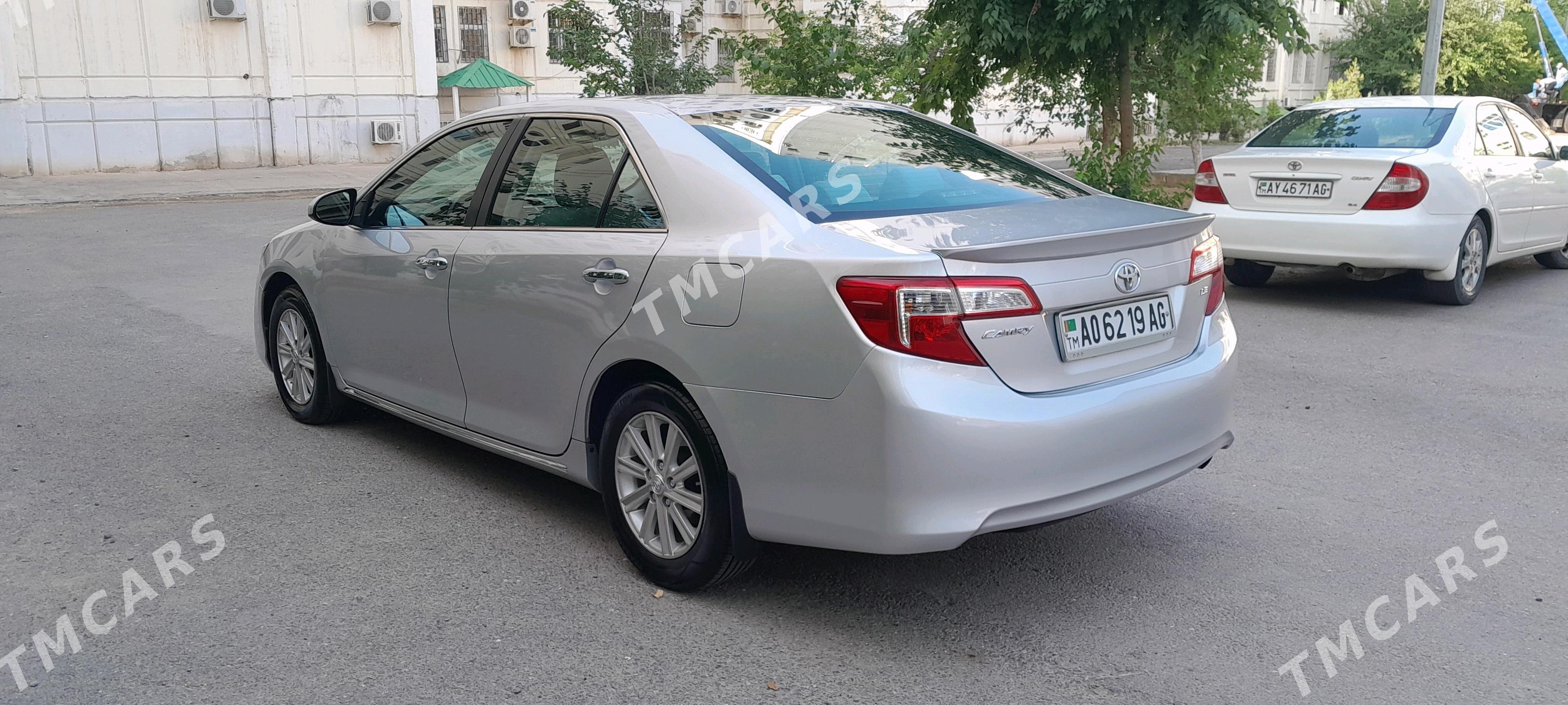Toyota Camry 2012 - 210 000 TMT - Aşgabat - img 3