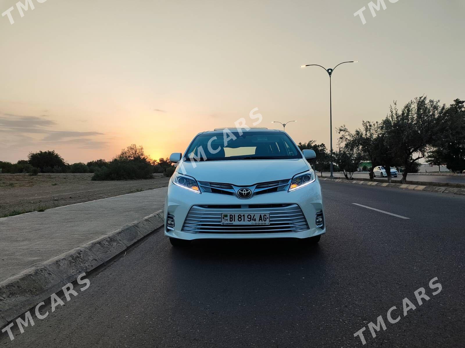 Toyota Sienna 2020 - 360 000 TMT - Ашхабад - img 3