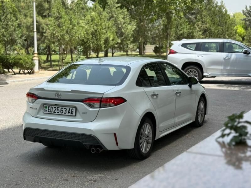 Toyota Corolla 2020 - 225 000 TMT - Aşgabat - img 2