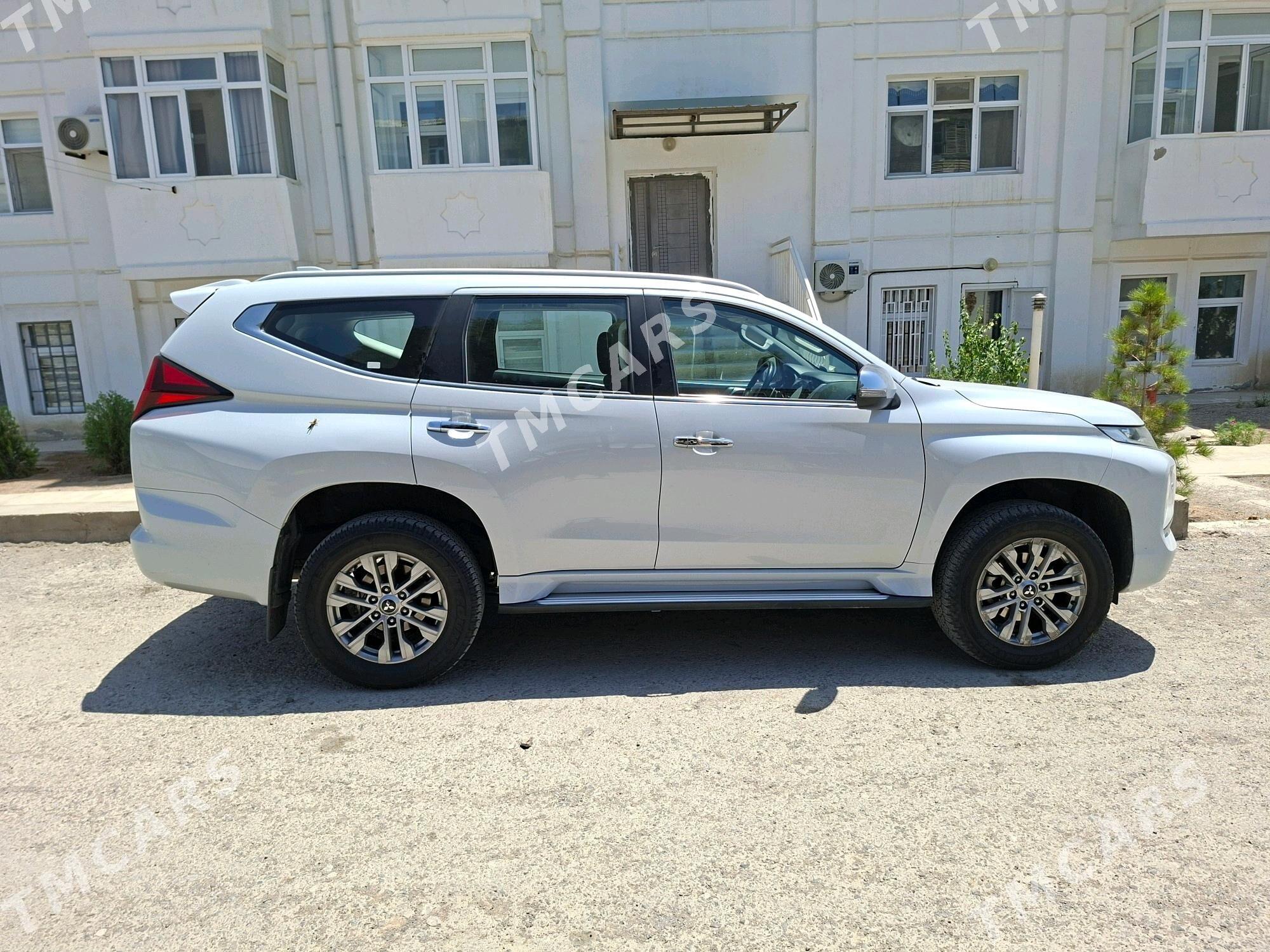 Mitsubishi Pajero 2020 - 420 000 TMT - Türkmenbaşy - img 2