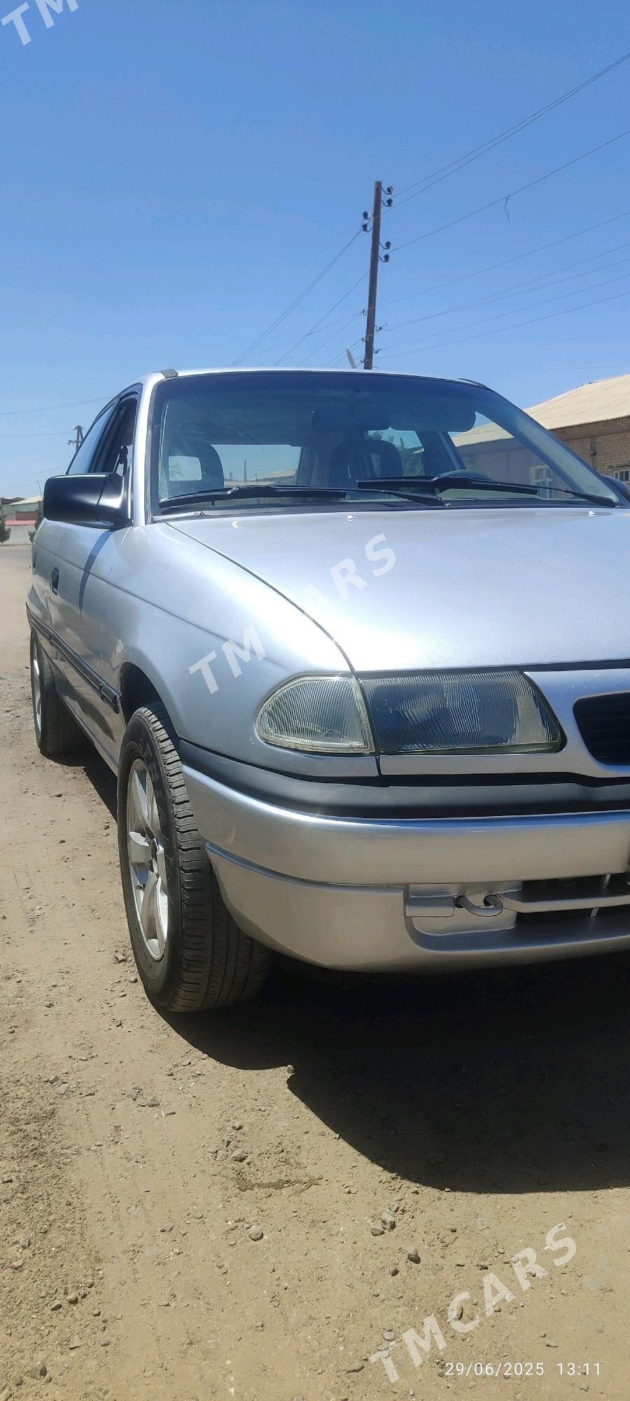 Opel Astra 1992 - 35 000 TMT - Дашогуз - img 5