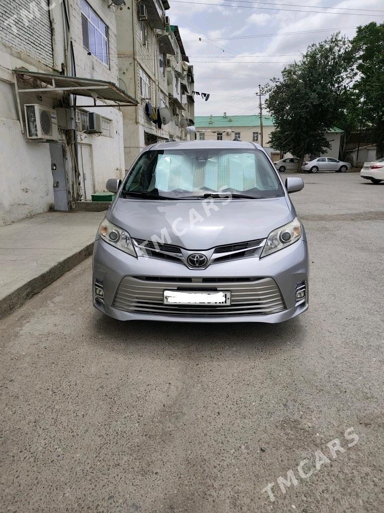 Toyota Sienna 2018 - 440 000 TMT - Ашхабад - img 3