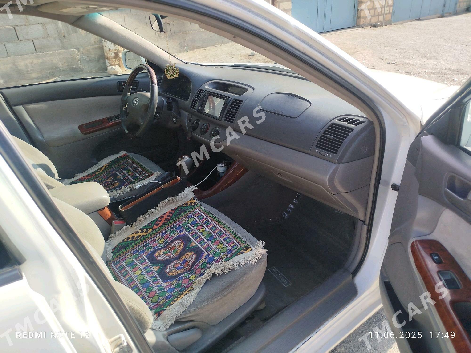 Toyota Camry 2002 - 137 000 TMT - Гызыларбат - img 3