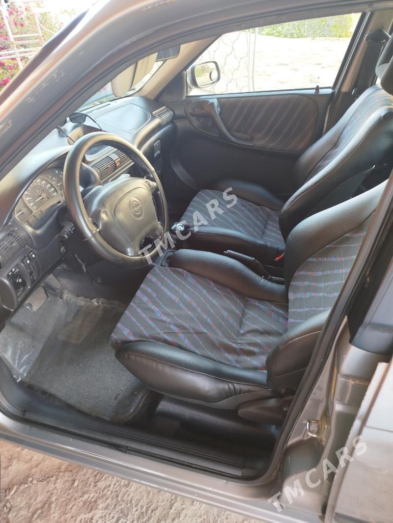 Opel Astra 1995 - 58 000 TMT - Шабатский этрап - img 5